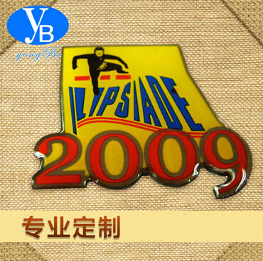 業(yè)供應(yīng) 年份徽章 滴膠絲網(wǎng)印刷徽章 個(gè)性時(shí)尚胸章